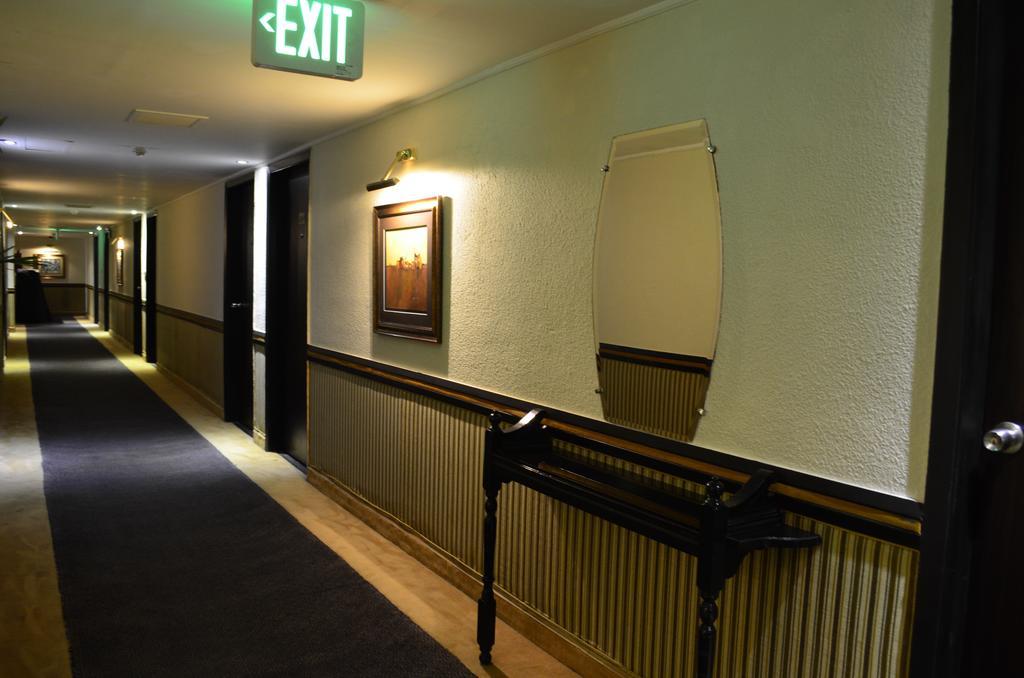 Smart Hotel Lahore Room photo
