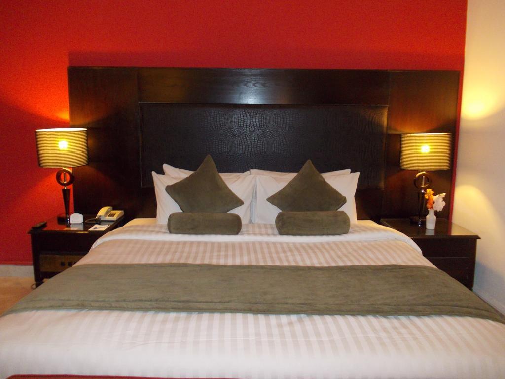 Smart Hotel Lahore Room photo