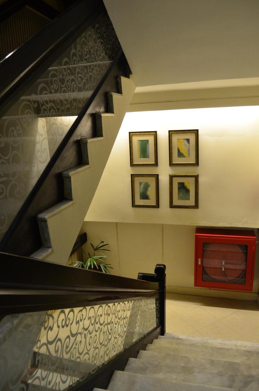 Smart Hotel Lahore Exterior photo