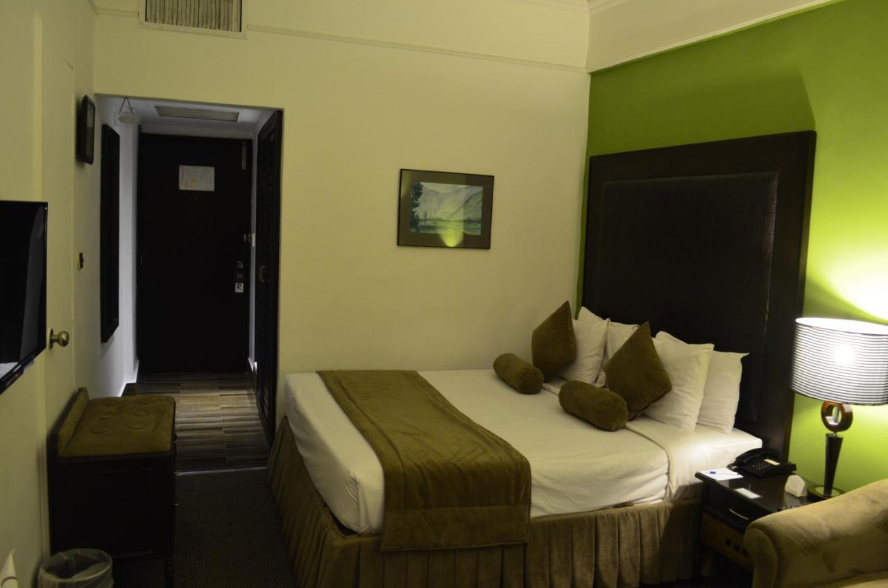 Smart Hotel Lahore Exterior photo