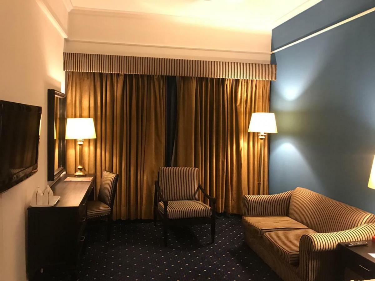 Smart Hotel Lahore Exterior photo