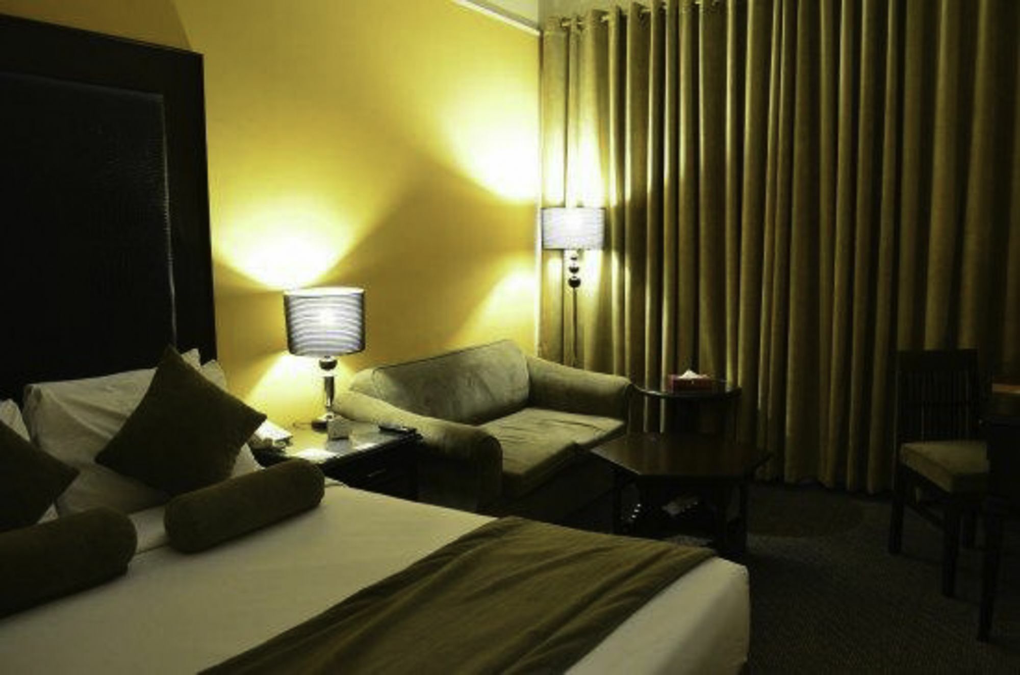 Smart Hotel Lahore Exterior photo